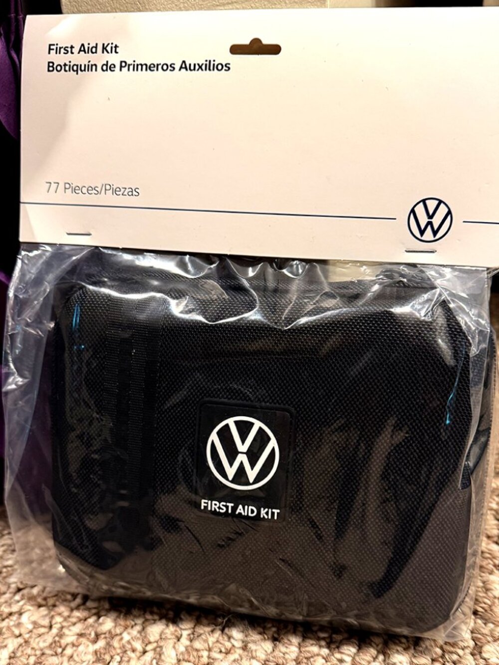 VW: First Aid Kit - Picture 2 of 7